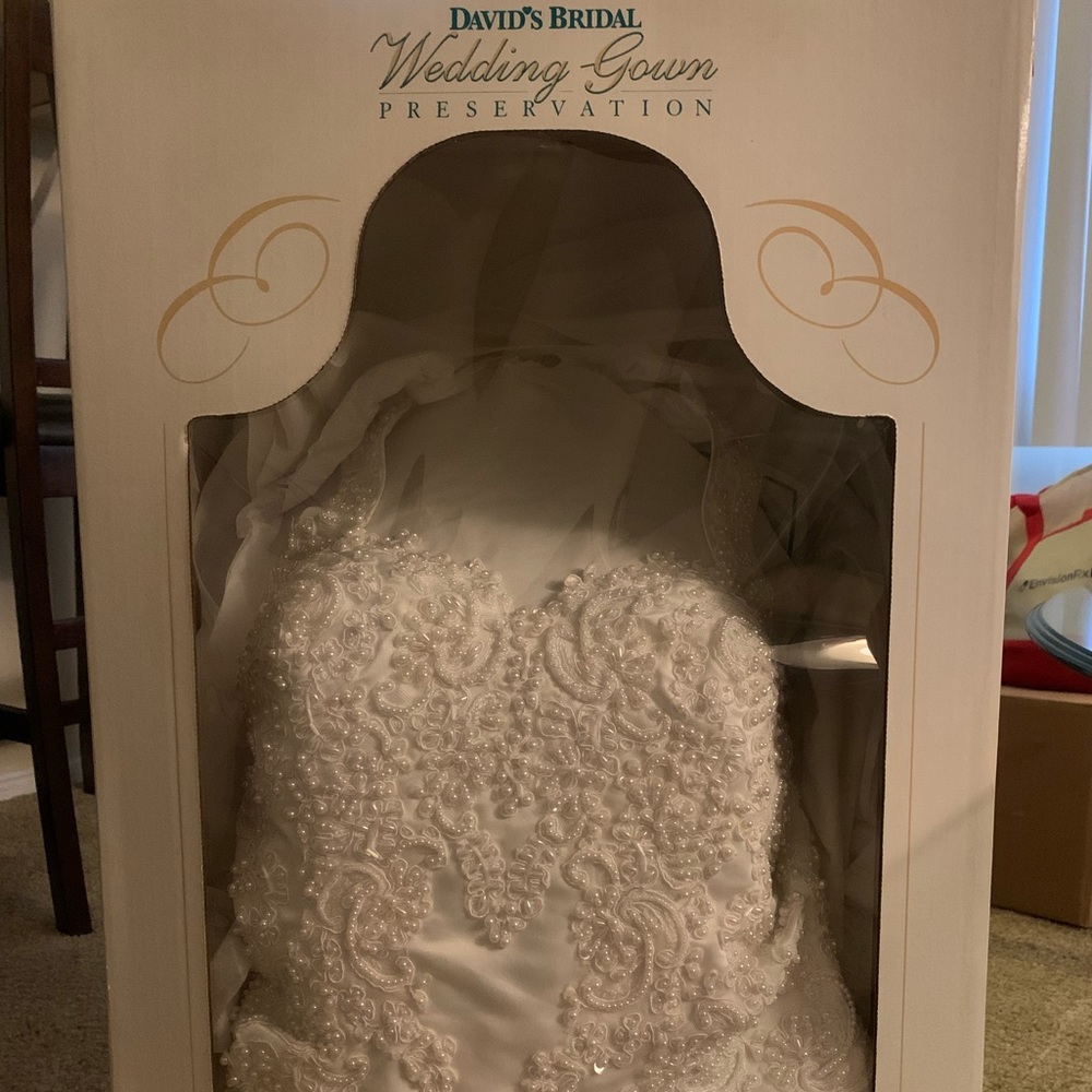 Wedding dress. Front & Back.